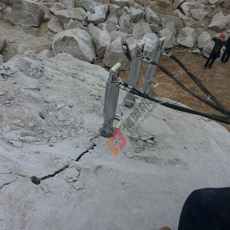 广州鼎高家电制造有限责任公司FL90A手動岩石劈裂機