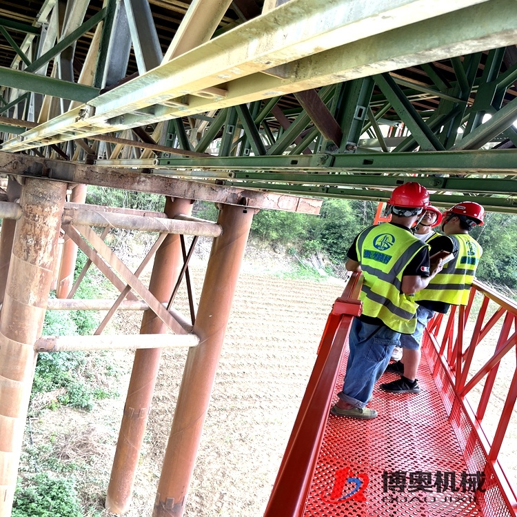 Q13M吊籃式橋梁檢測移動平台