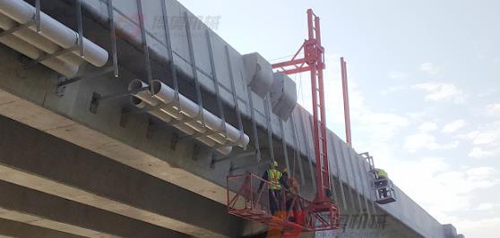 橋梁排水管安裝車調試